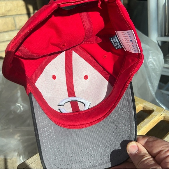 MLB Cincinnati Reds Baseball Hat Genuine Merchandise Adjustable Strapback Cap - Picture 5 of 6